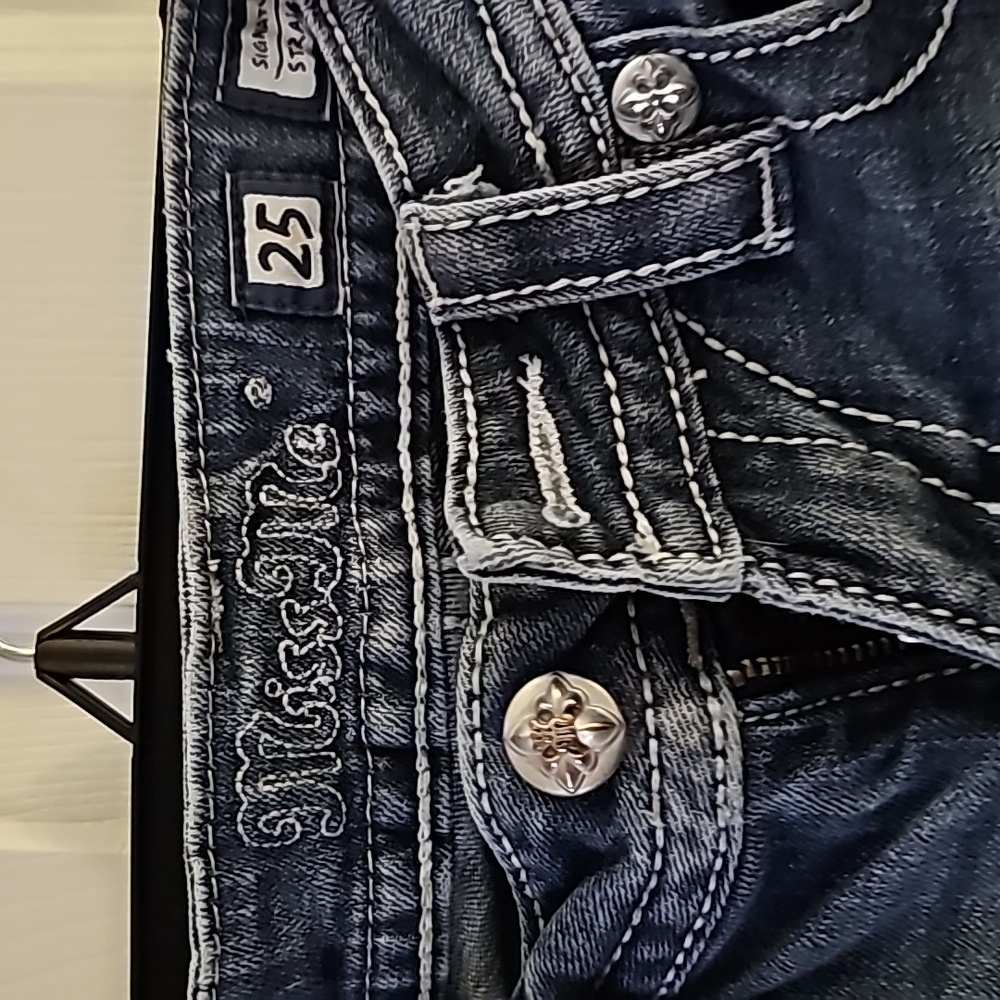 Miss Me jeans size 25